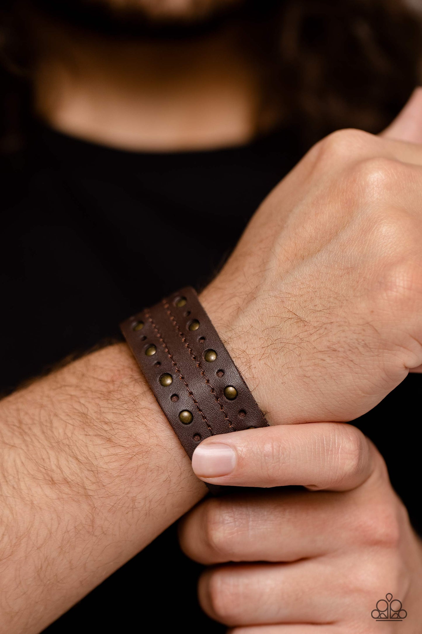 Prairie Pasture - Brass - Paparazzi Bracelet Image