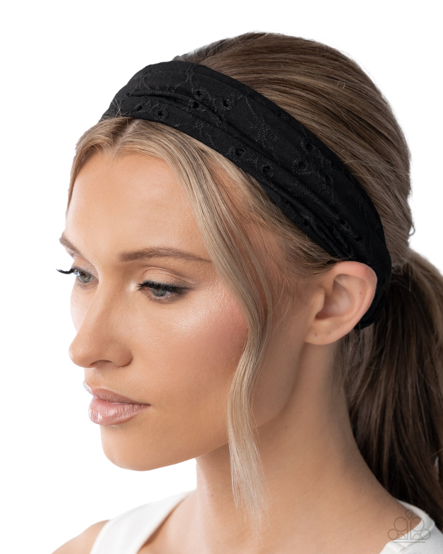 Eyelet Elegance - Black - Paparazzi Product Image