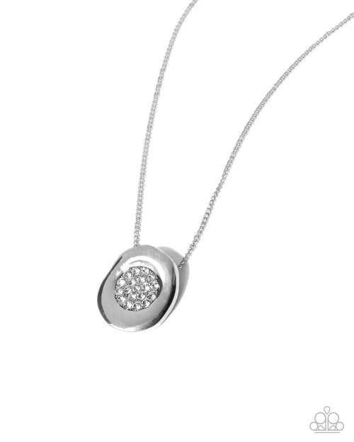 Gently Glistening - Paparazzi Necklace Image