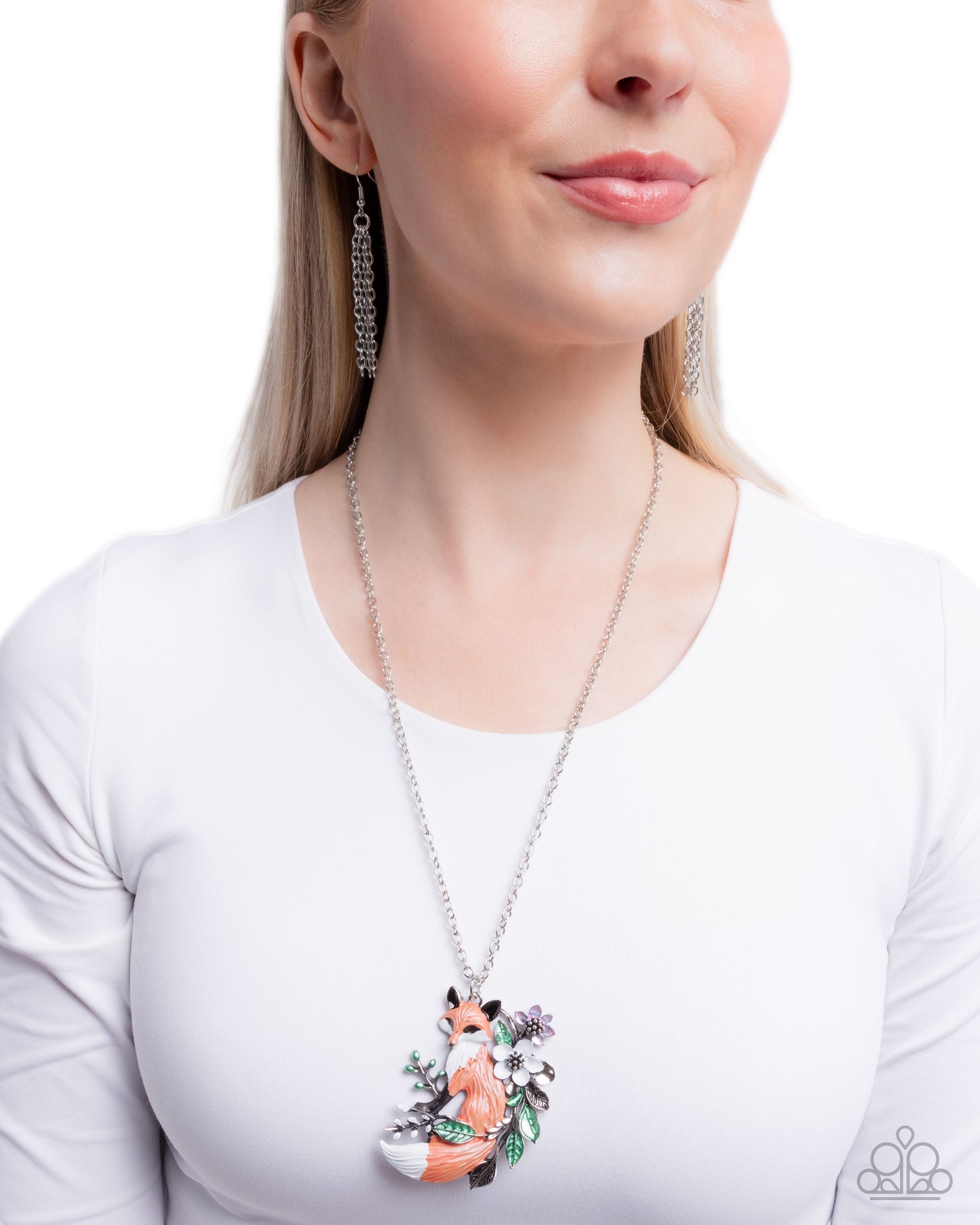 Fox Frame - Paparazzi Necklace Image