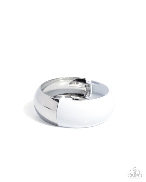 Painted Paramount - White - Paparazzi Bracelet Image