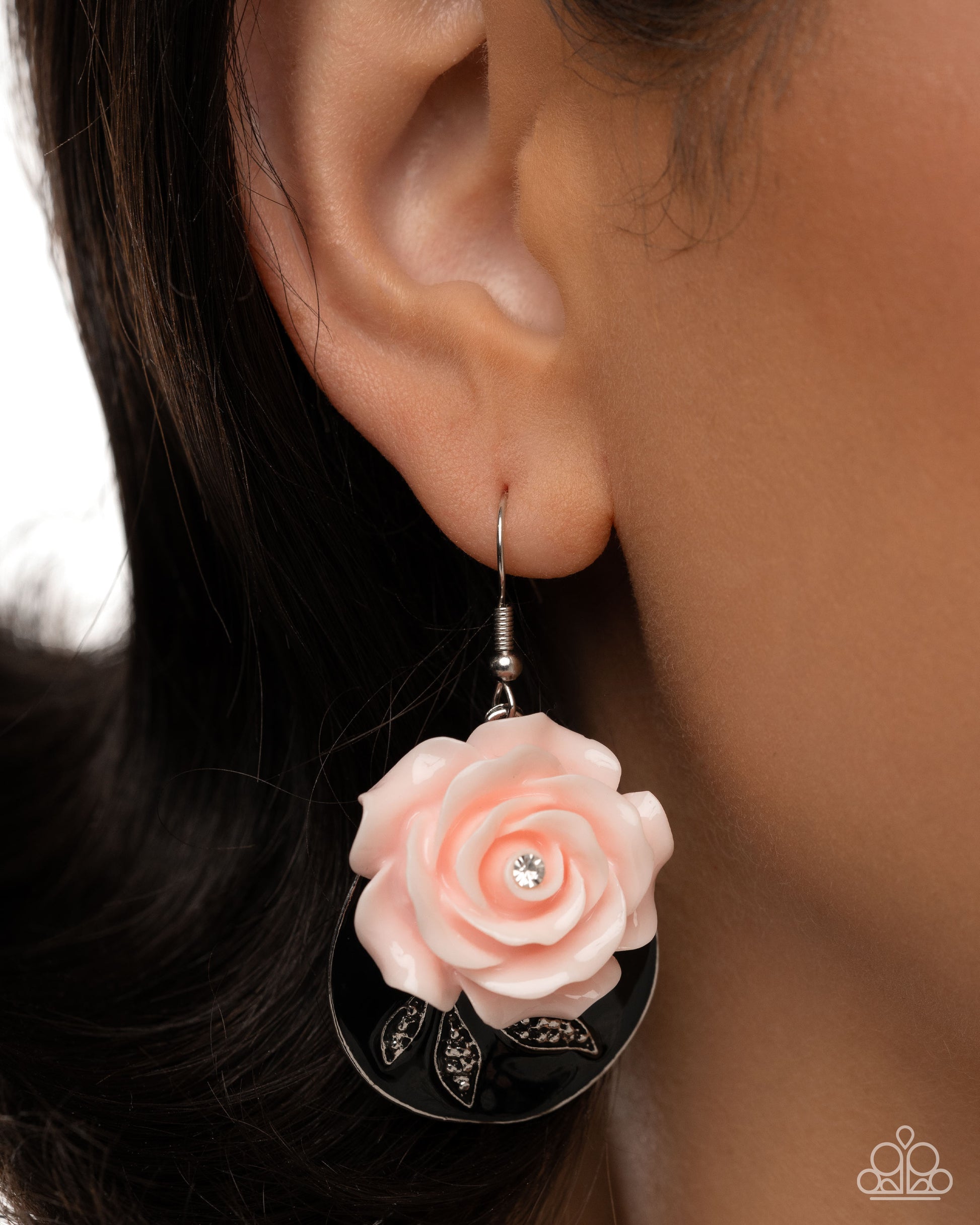Rosy Reception - Complete Look - Pink - Paparazzi Product Image