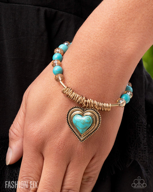 Horseshoe Heartthrob - Gold - Paparazzi Bracelet Image
